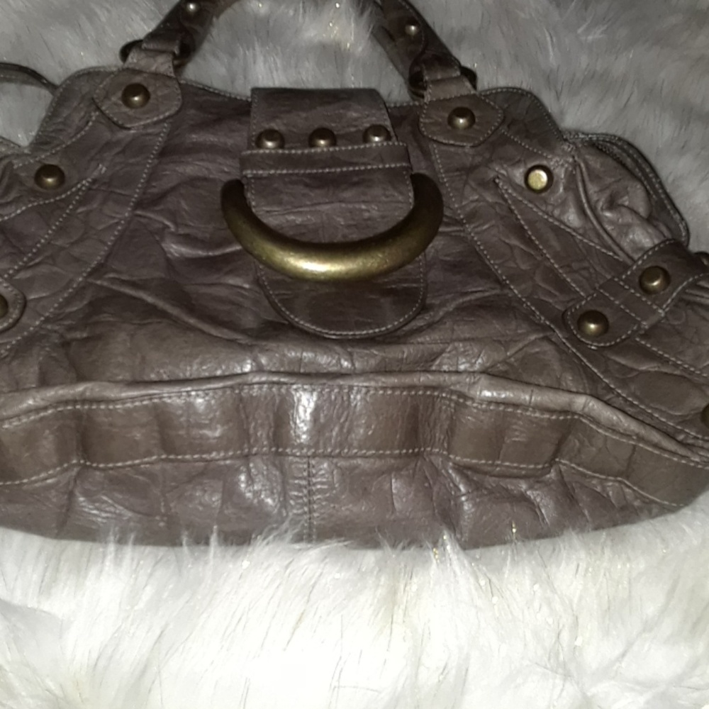 Guess - Picture 8 of 8
